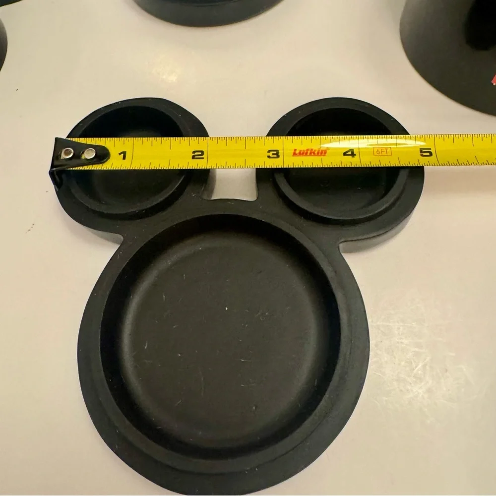 NWT. Disney resin jars set of 2 with lids. Classic Mickey resin trinket jars